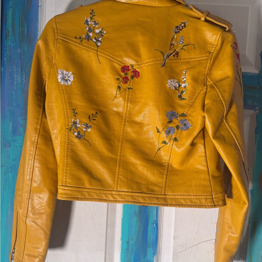 Romeo & Juliet Couture Yellow Floral Faux Leather Jacket